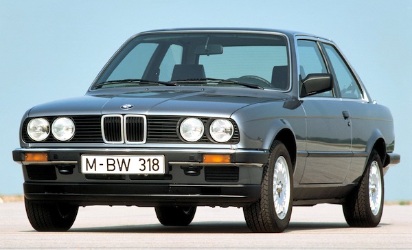 Specifikace BMW E30