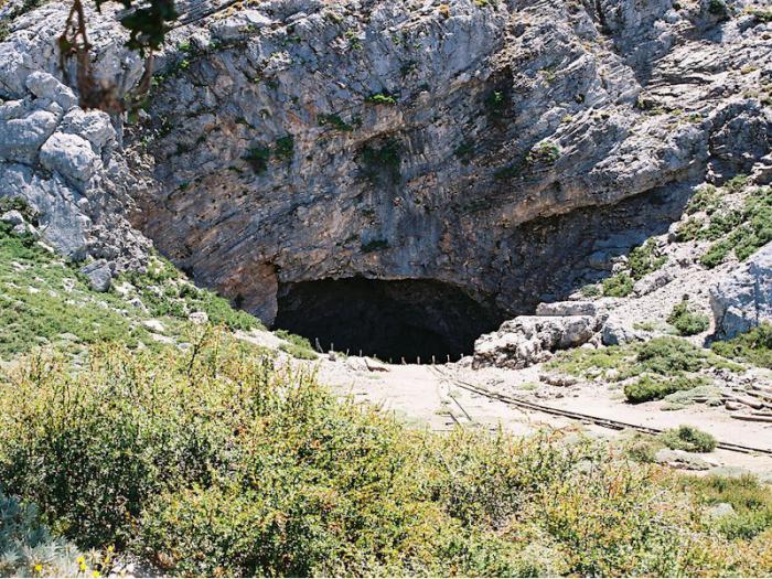grotta di zeus su Creta