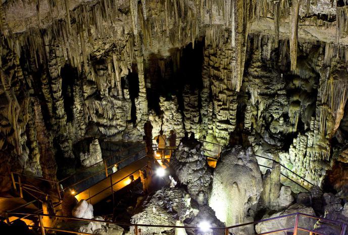 Jaskinia Kreta zeus