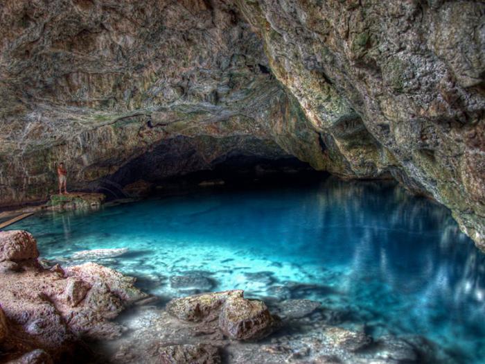 Foto della grotta di Creta Zeus
