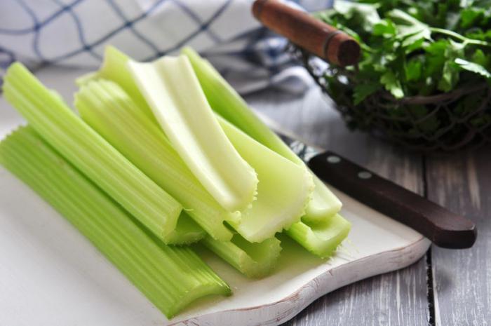 Salata od salate od celera