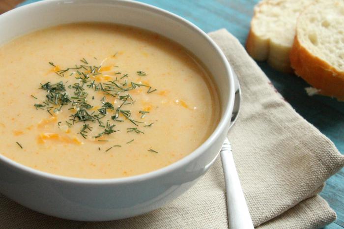 sirna kremna juha z gobami.  recept