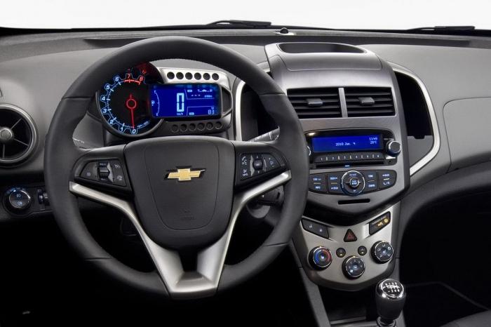 Acquista Chevrolet Aveo Hatchback