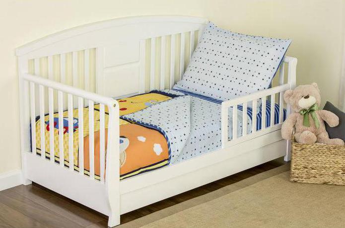 otroške postelje za dečke s stranicami
