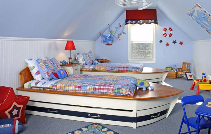 дизайн на детска стая за две момчета от различна възраст