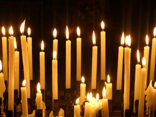 църковни свещи