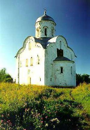 la chiesa di Nikola a Lipne vicino a Novgorod