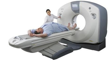naredite abdominalno računalniško tomografijo