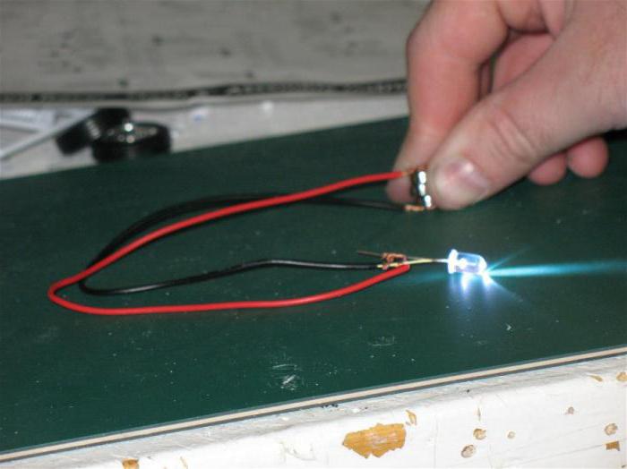 podłączenie diod LED do sieci 220V