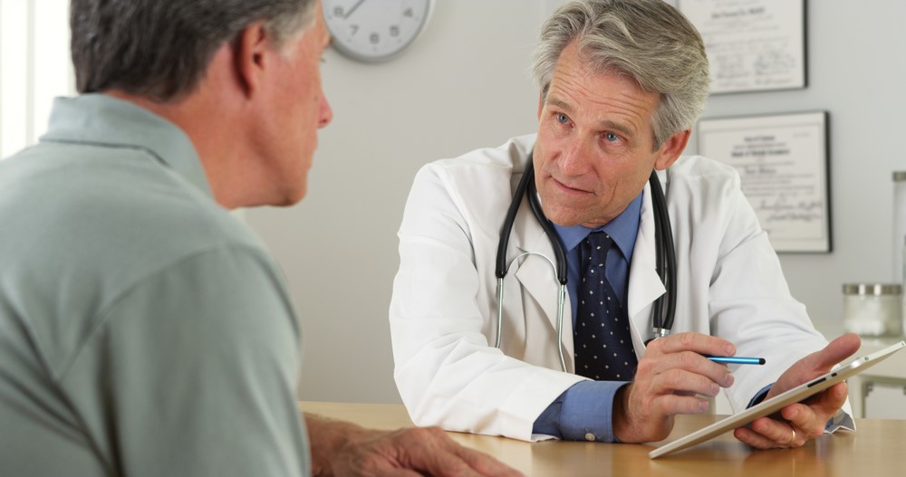Obiščite zdravnika, če se pojavijo simptomi bronhitisa