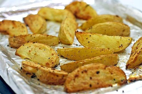 Печени картофи в микровълновата печка