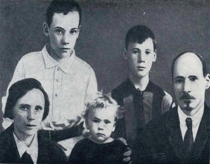 Семейна снимка на Якуб Колас