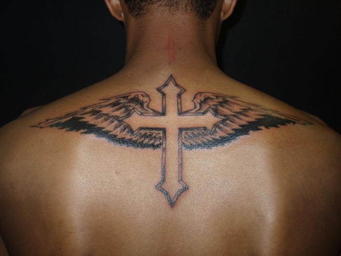 tetování křížový význam