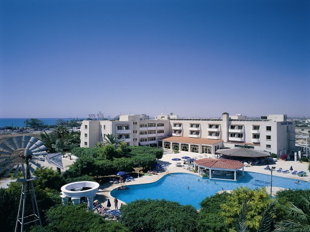Hotel na około.  Cypr