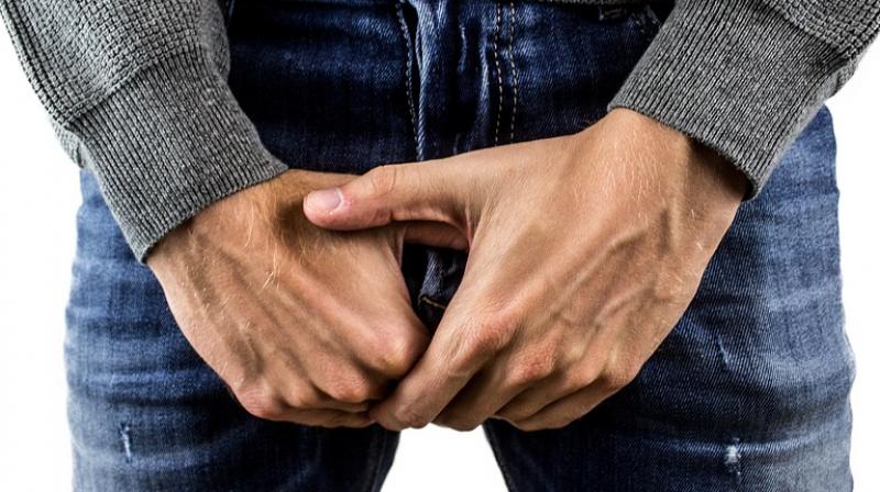 Symptomy křivosti penisu