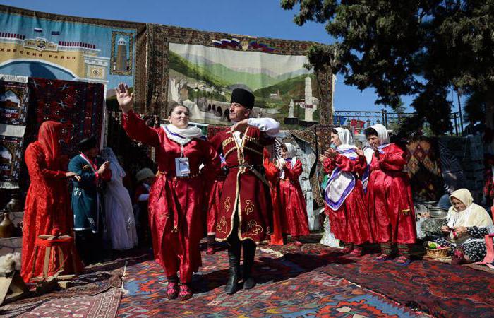 pjesme na dan jedinstva naroda Dagestana