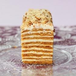 medový dort recept se zakysanou smetanou