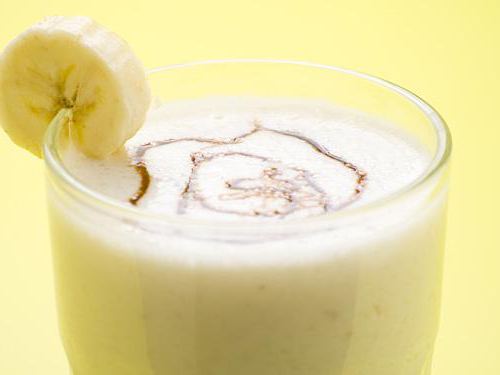 banánový koktejlový recept se zmrzlinou