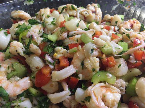 vynikající recepty salátu z mořských plodů