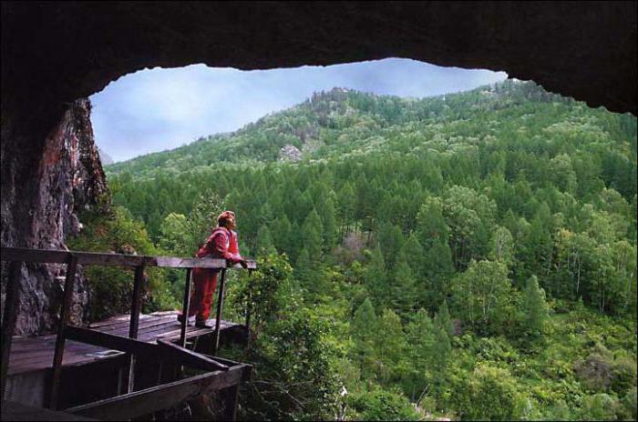 Grotta di Denisova in Altai