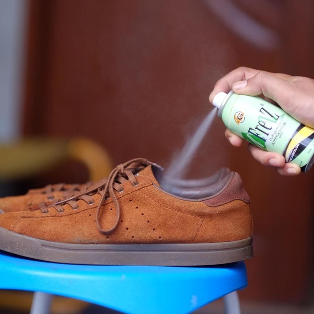 Deodorant pro kožené boty