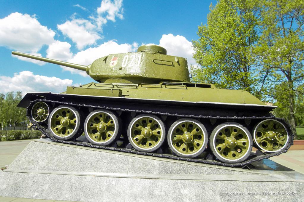 Михаил Кошкин t 34