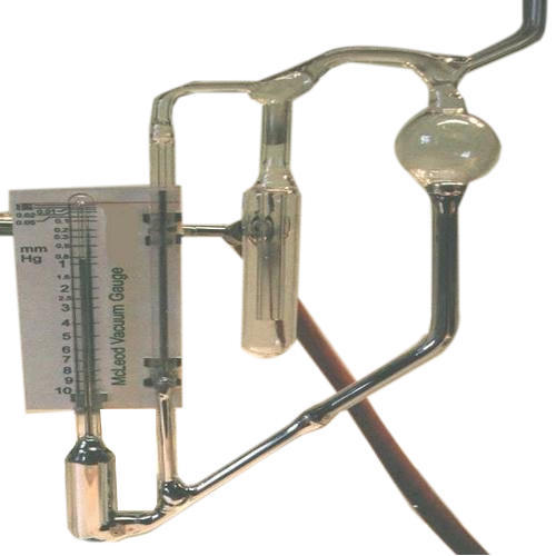 Tekočinski manometer za diferenčni tlak
