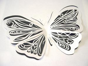 papír motýl s vlastními rukama