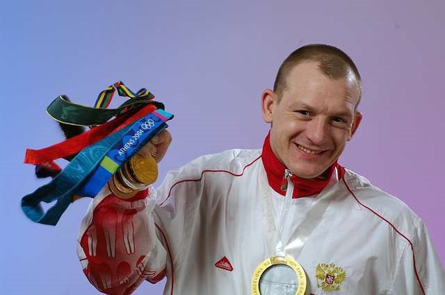 Il campione olimpico Dmitry Sautin