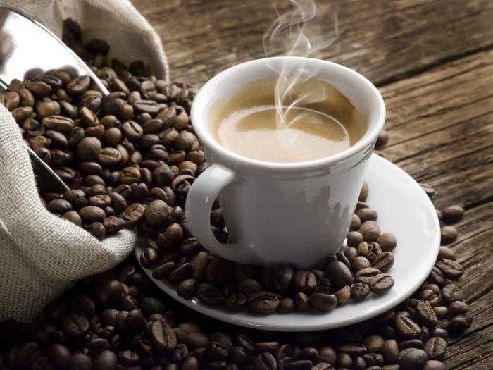 kawa obniża ciśnienie