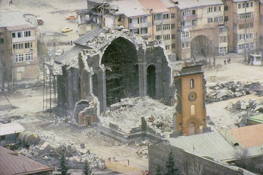 žrtve potresa u Armeniji