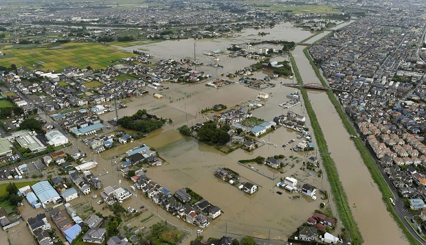povodeň v japonské fotografii