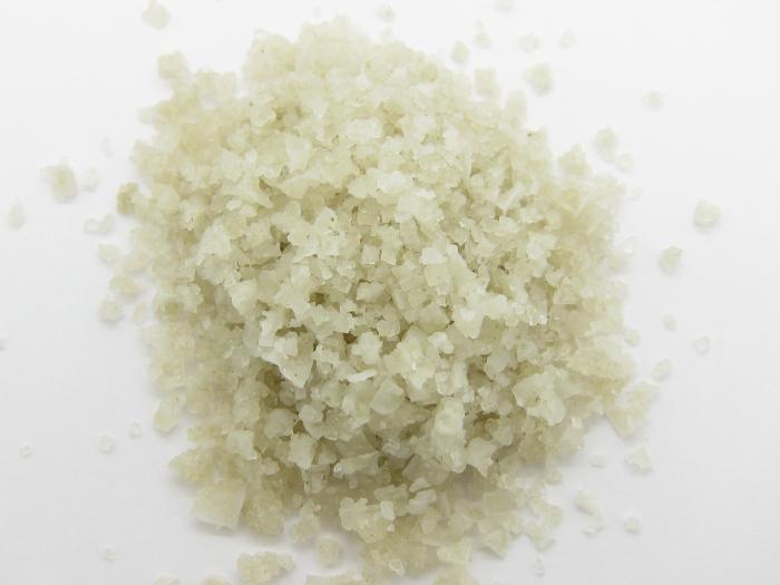 sól morska - korzyści i szkoda