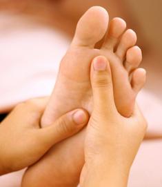 масаж на краката