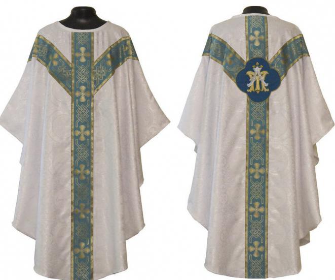 abbigliamento sacerdote cattolico