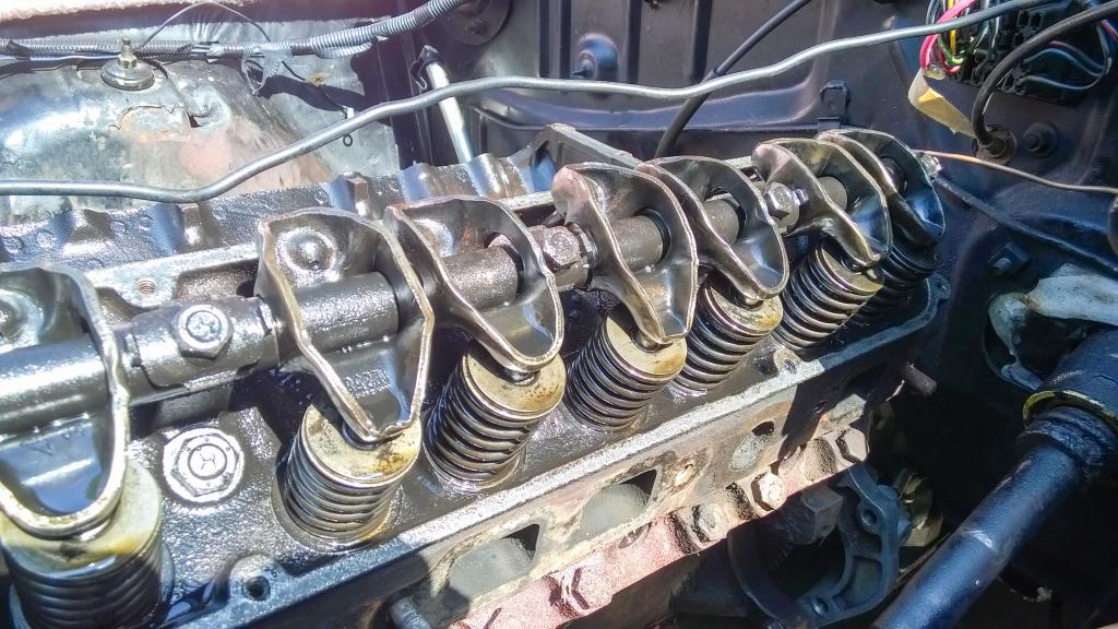 starý motor auta