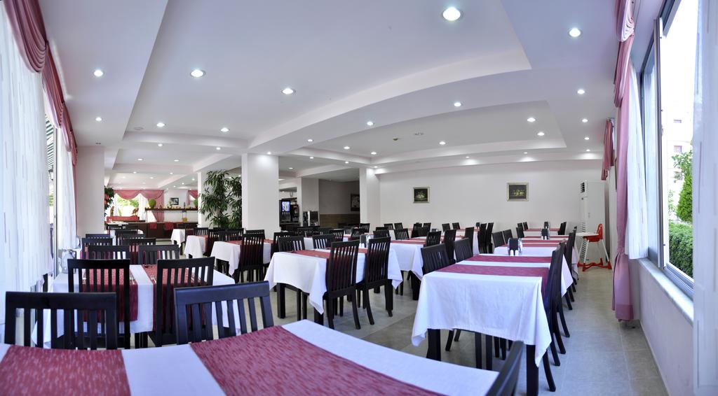 Restaurace v Erkal Resortu