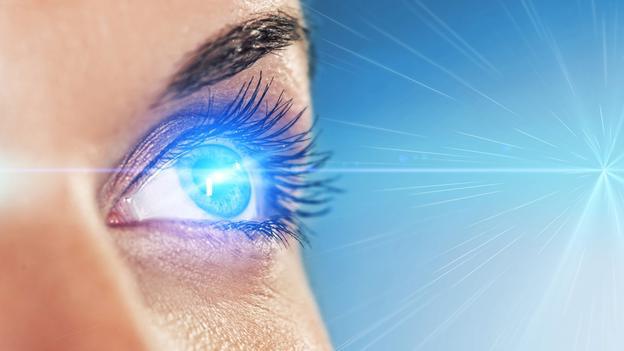 Optički sustav značajki i svojstava oka