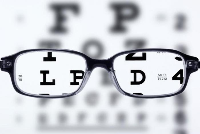occhiali per la correzione della vista