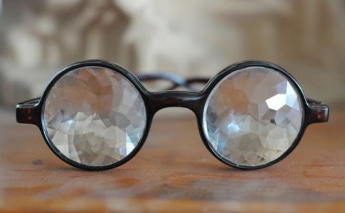 prizmatické brýle pro korekci vidění