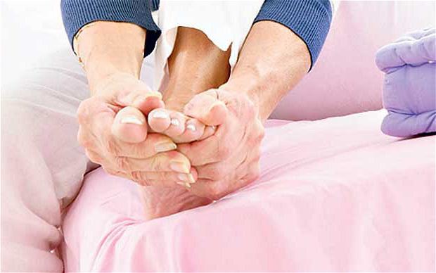 Студени крака: причини, лечение