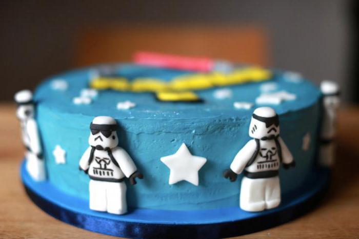 Снимки от тортата на Star Wars