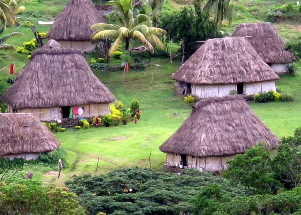Фиджийско село