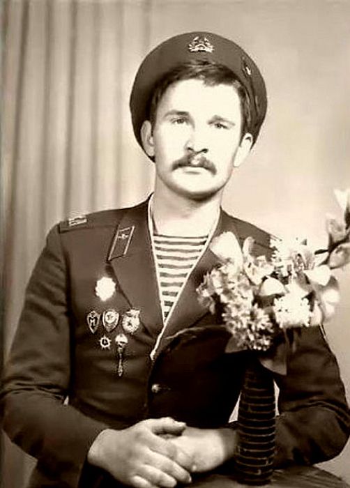 Fiodor Dobronrawow podczas służby w wojsku