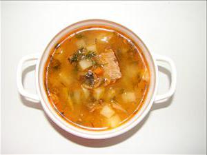 Zuppa di pesce in salsa di pomodoro