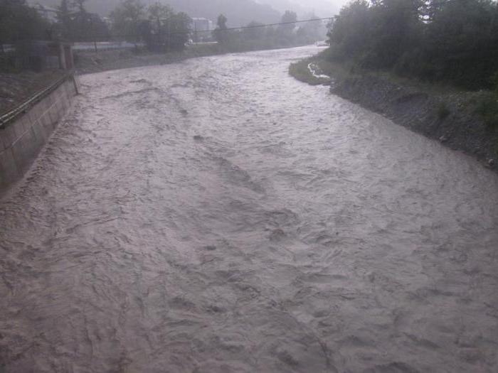 příčiny povodní v Tuapse