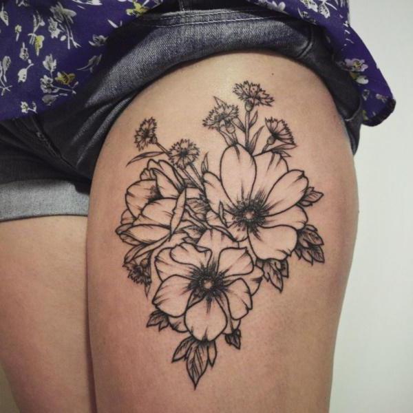Tatuaż kwiatowy