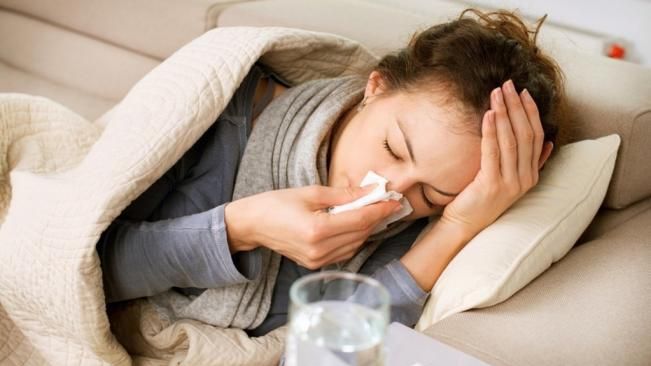 simptomov gripe pri odraslih brez zvišane telesne temperature