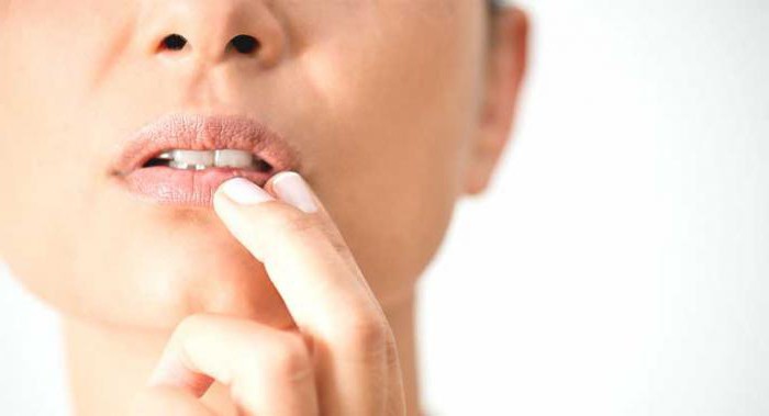 pilule za herpes na usnama valtrexa