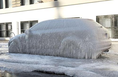 Zamrznjeni avto, kaj naj naredim